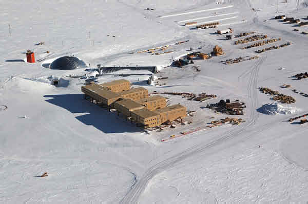 012905 AM Aerial WNH084